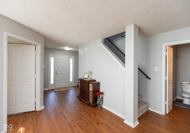 Photo 2 of Single family home for sale at 10239 Homestead Dr, Brownsburg, IN 46112 | MLS# 22122754 | Listing updated on 2026-09-23