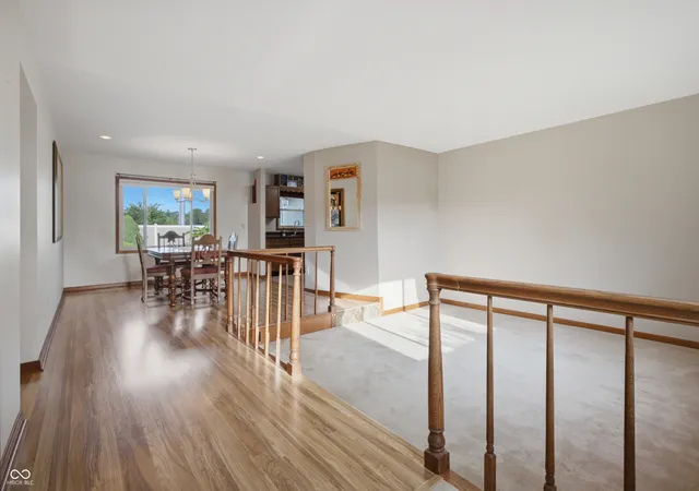 Photo 4 of Single family home for sale at 3260 Woodcrest Ct, Columbus, IN 47203 | MLS# 22123338 | Listing updated on 2026-09-23