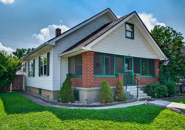 Photo 1 of Single family home for sale at 507 Homestead Ave, Seymour, IN 47274 | MLS# 22123378 | Listing updated on 2026-09-17