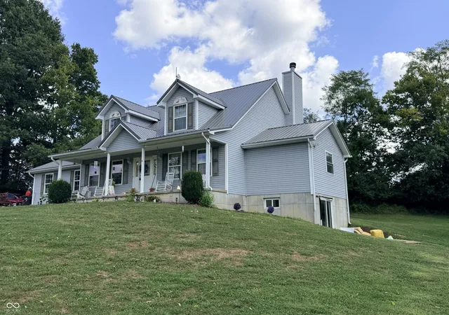 Photo 2 of Single family home for sale at 14571 Oatman Hl Rd, Rising Sun, IN 47040 | MLS# 22123438 | Listing updated on 2026-09-17