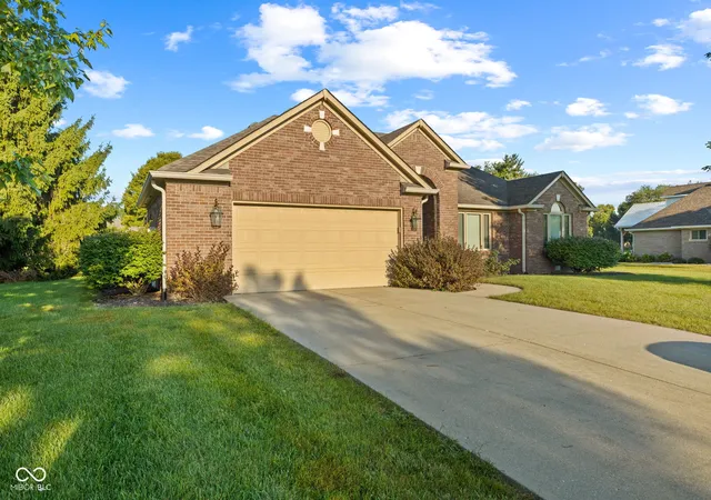 Photo 1 of Sale Pending at 4732 S Grassy Ct, New Palestine, IN 46163 | MLS# 22123726 | Listing updated on 2026-09-09