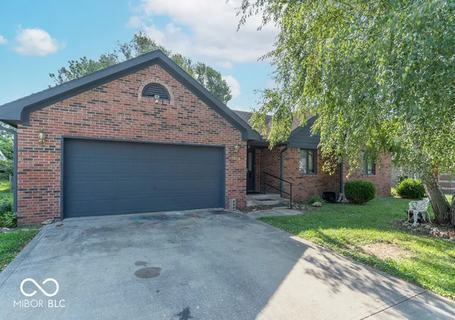 Photo 2 of Single family home for sale at 1479 Rj Blvd, Martinsville, IN 46151 | MLS# 22123876 | Listing updated on 2026-09-08