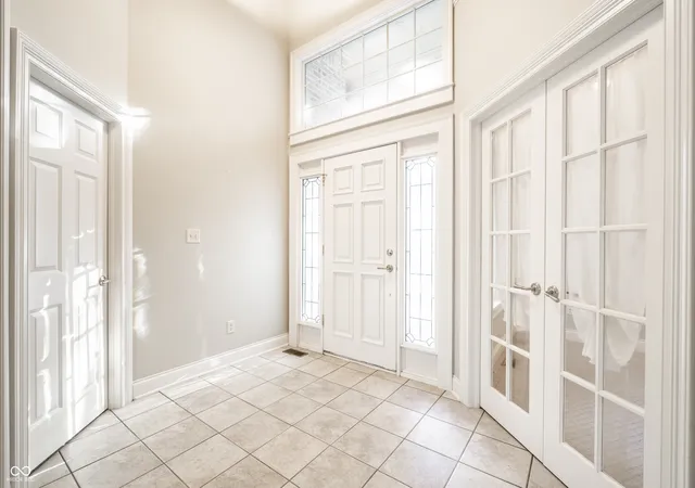 Photo 2 of Condo for sale at 1832 Broadleaf Ct, Greenwood, IN 46143 | MLS# 22123904 | Listing updated on 2026-09-16