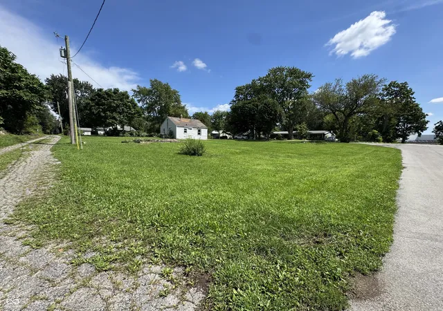 Photo 3 of Land for sale at 0 Halford St, Anderson, IN 46016 | MLS# 22123934 | Listing updated on 2026-09-16