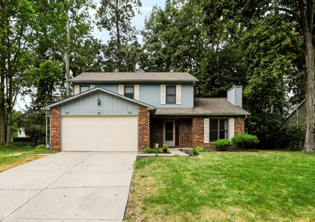 Photo 3 of Single family home for sale at 9140 Powderhorn Ln, Indianapolis, IN 46256 | MLS# 22123951 | Listing updated on 2026-10-06