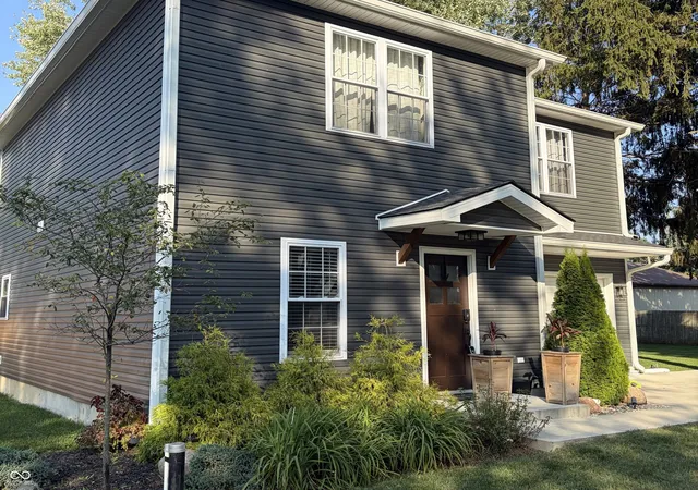 Photo 3 of Single family home for sale at 306 W Burnside Ave, Fairland, IN 46126 | MLS# 22124089 | Listing updated on 2026-09-08