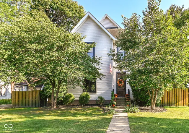 Photo 1 of Single family home for sale at 411 E Main St, Plainfield, IN 46168 | MLS# 22124474 | Listing updated on 2026-09-18