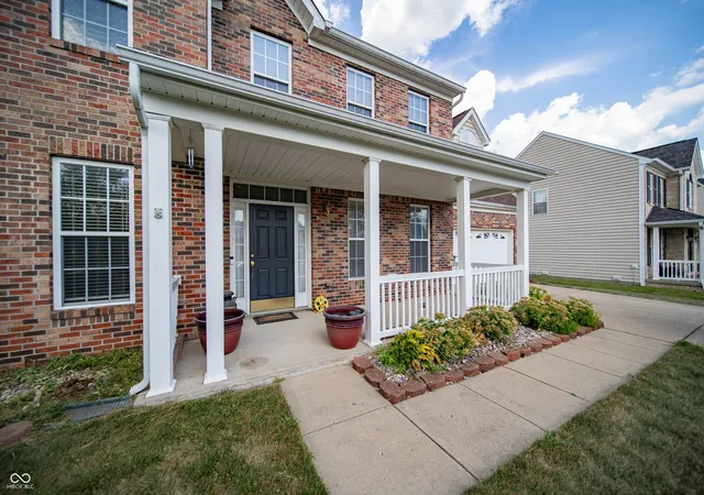 Photo 2 of Sale Pending at 10114 Gate Dr, Indianapolis, IN 46239 | MLS# 22124687 | Listing updated on 2026-09-22