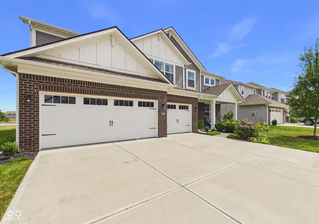 Photo 3 of Single family home for sale at 8862 Springbrook Dr, Pendleton, IN 46064 | MLS# 22124709 | Listing updated on 2026-09-23