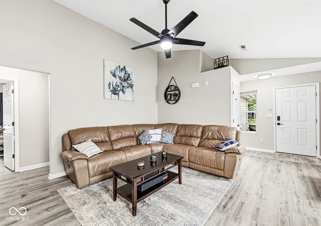 Photo 3 of Single family home for sale at 765 Sunvista Dr, Avon, IN 46123 | MLS# 22124725 | Listing updated on 2026-09-11