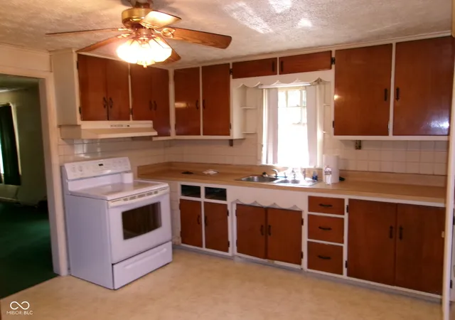 Photo 2 of Single family home for sale at 540 S Rybolt Ave, Indianapolis, IN 46241 | MLS# 22124771 | Listing updated on 2026-09-08