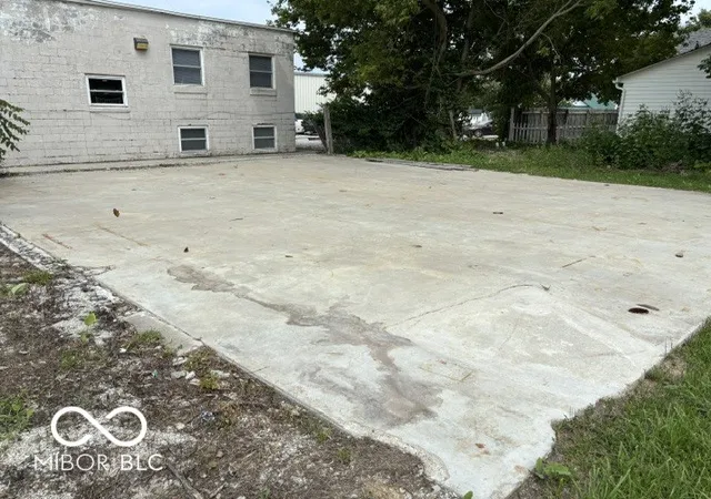 Photo 4 of Single family home for sale at 309 N Jackson St, Greencastle, IN 46135 | MLS# 22124891 | Listing updated on 2026-09-08