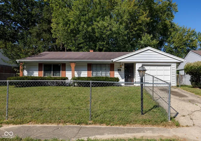 Photo 1 of Sale Pending at 3956 Strathmore Dr, Indianapolis, IN 46235 | MLS# 22124909 | Listing updated on 2026-09-23