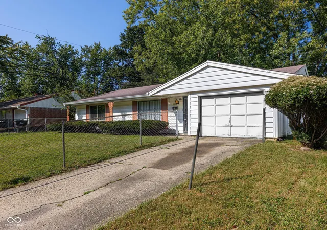 Photo 3 of Sale Pending at 3956 Strathmore Dr, Indianapolis, IN 46235 | MLS# 22124909 | Listing updated on 2026-09-23