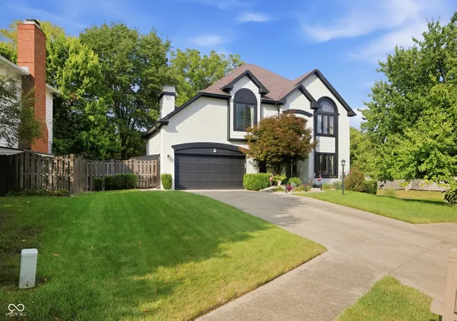 Single family home for sale at 1980 Hl Valley Ct, Carmel, IN 46280 | MLS# 22124916