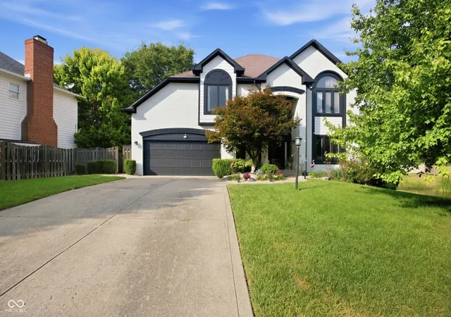 Photo 1 of Single family home for sale at 1980 Hl Valley Ct, Carmel, IN 46280 | MLS# 22124916 | Listing updated on 2026-09-17