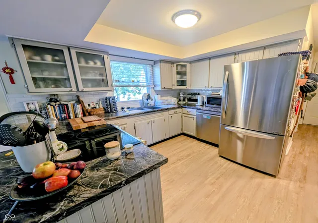 Photo 2 of Sale Pending at 3910 Lantern, Columbus, IN 47203 | MLS# 22124929 | Listing updated on 2026-09-21