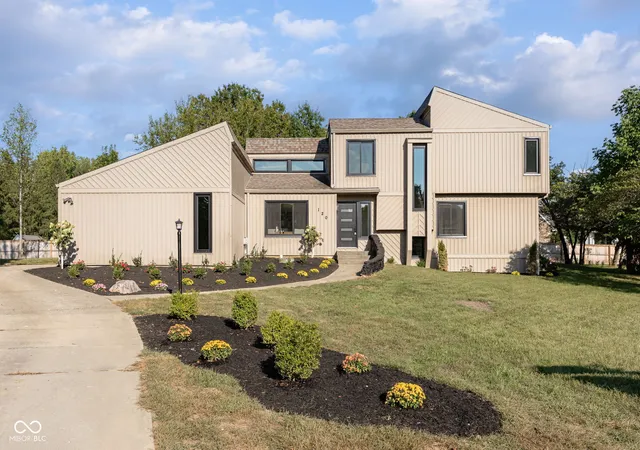 Photo 1 of Sale Pending at 120 Wesley Cir, Noblesville, IN 46062 | MLS# 22124972 | Listing updated on 2026-09-27