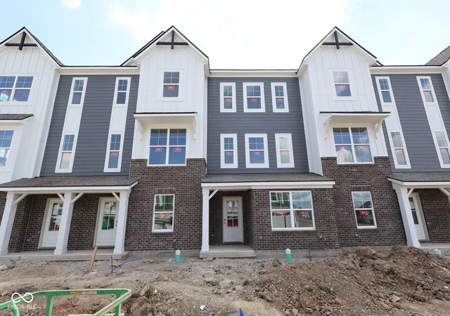 Photo 1 of Townhouse for sale at 11199 Hobbsbrook Dr, Noblesville, IN 46060 | MLS# 22125075 | Listing updated on 2026-09-25