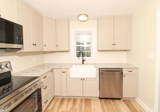 Photo 4 of Single family home for sale at 209 David Dr, North Vernon, IN 47265 | MLS# 22125239 | Listing updated on 2026-10-09