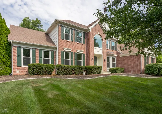 Photo 3 of Single family home for sale at 10024 Barth Dr, Zionsville, IN 46077 | MLS# 22125855 | Listing updated on 2026-10-06