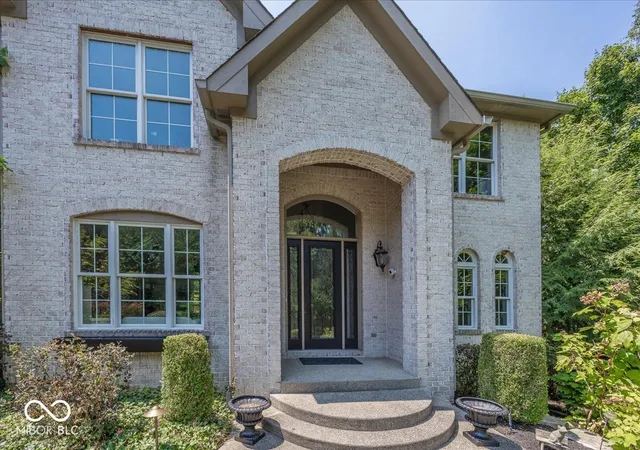 Photo 3 of Single family home for sale at 8809 William Penn Cir, Indianapolis, IN 46256 | MLS# 22125909 | Listing updated on 2026-09-25