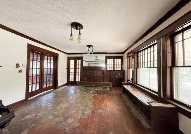 Photo 3 of Single family home for sale at 229 N Walnut St, Ladoga, IN 47954 | MLS# 22125923 | Listing updated on 2026-09-18