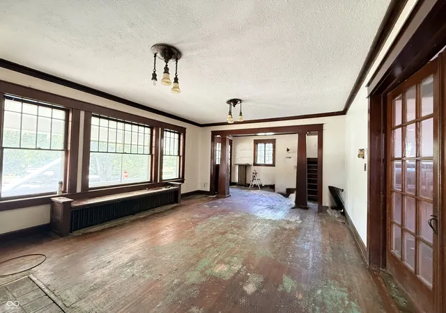 Photo 4 of Single family home for sale at 229 N Walnut St, Ladoga, IN 47954 | MLS# 22125923 | Listing updated on 2026-09-18