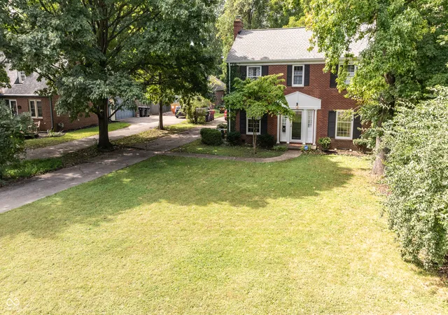 Photo 3 of Single family home for sale at 1123 Maryland Dr, Anderson, IN 46011 | MLS# 22125928 | Listing updated on 2026-09-18