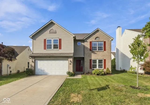Photo 1 of Single family home for sale at 6538 Abby Ln, Zionsville, IN 46077 | MLS# 22125953 | Listing updated on 2026-10-06
