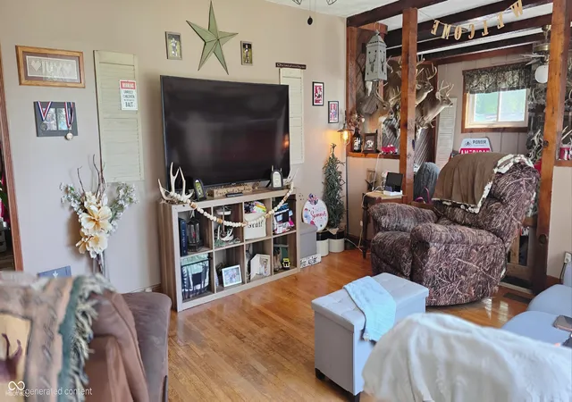 Photo 3 of Single family home for sale at 15962 E 265 North, Columbus, IN 47203 | MLS# 22125981 | Listing updated on 2026-09-16
