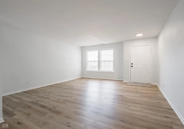 Photo 4 of Single family home for sale at 11241 N Longbranch St, Monrovia, IN 46157 | MLS# 22125987 | Listing updated on 2026-09-30