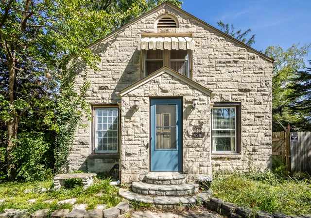 Photo 3 of Single family home for sale at 4901 Carson Ave, Indianapolis, IN 46227 | MLS# 22126025 | Listing updated on 2026-10-05