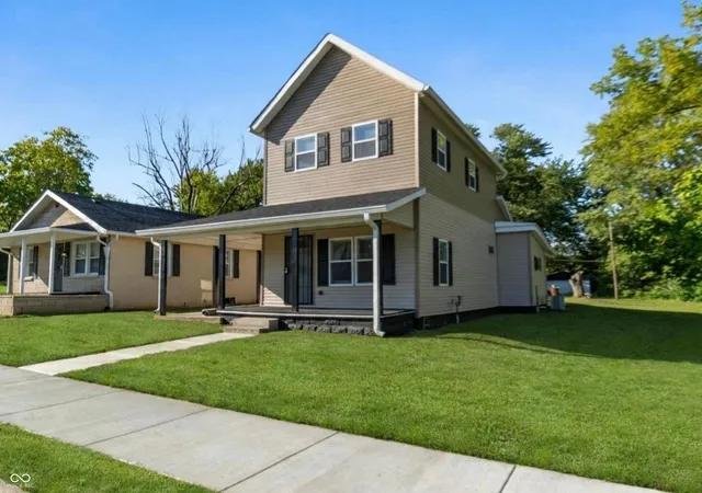 Photo 2 of Single family home for sale at 1912 E Highland Ave, Muncie, IN 47303 | MLS# 22126106 | Listing updated on 2026-09-16