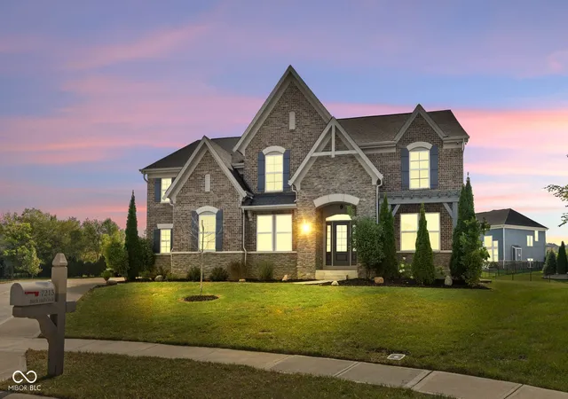 Photo 1 of Sale Pending at 7213 Birch Hall Cir, Indianapolis, IN 46259 | MLS# 22126129 | Listing updated on 2026-09-22