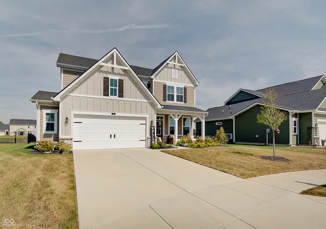 Photo 2 of Single family home for sale at 64 Sterling Pl, Whiteland, IN 46184 | MLS# 22126130 | Listing updated on 2026-10-02