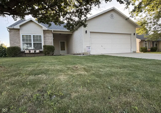 Photo 1 of Single family home for sale at 1360 Evergreen Dr, Greenfield, IN 46140 | MLS# 22126163 | Listing updated on 2026-09-17