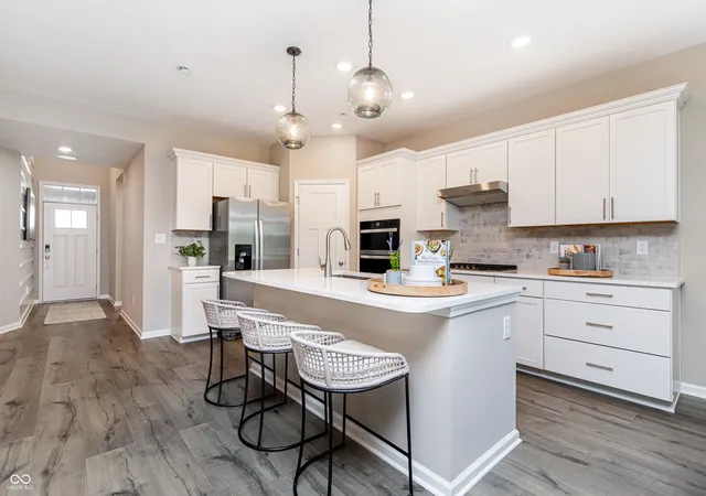Photo 1 of Single family home for sale at 7500 Catfish Dr, Noblesville, IN 46062 | MLS# 22126173 | Listing updated on 2026-09-17