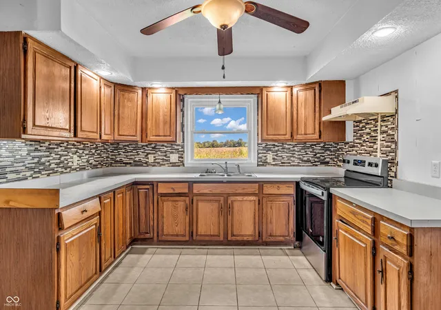 Photo 3 of Single family home for sale at 1211 N 450 West, Bargersville, IN 46106 | MLS# 22126194 | Listing updated on 2026-09-22