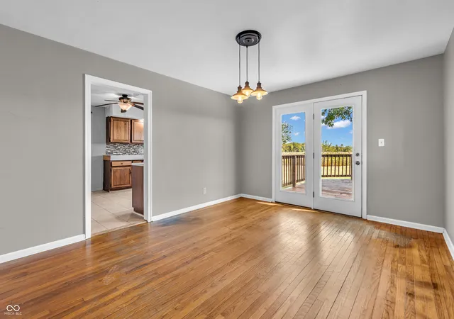 Photo 4 of Single family home for sale at 1211 N 450 West, Bargersville, IN 46106 | MLS# 22126194 | Listing updated on 2026-09-22