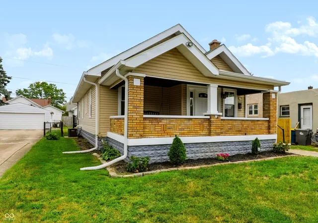Photo 2 of Single family home for sale at 1419 N Linwood, Indianapolis, IN 46201 | MLS# 22126210 | Listing updated on 2026-09-21