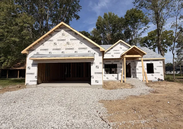 Single family home for sale at 517 Ml Springs, Coatesville, IN 46121 | MLS# 22126242