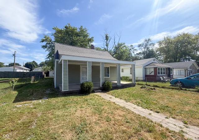 Photo 2 of Single family home for sale at 3221 S Mcclure St, Indianapolis, IN 46221 | MLS# 22126260 | Listing updated on 2026-09-17