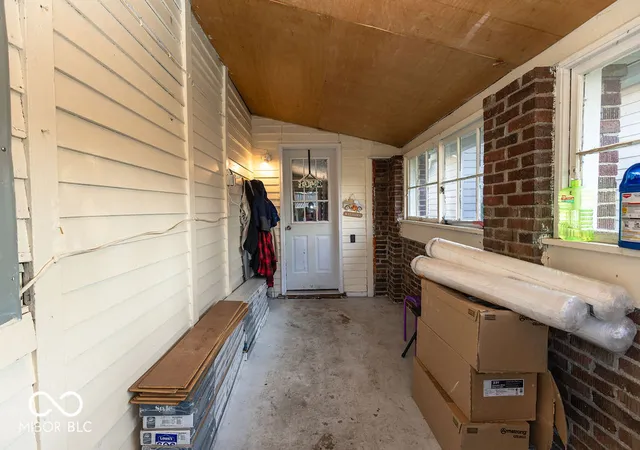 Photo 2 of Single family home for sale at 215 E Maple St, Spiceland, IN 47385 | MLS# 22126265 | Listing updated on 2026-09-21