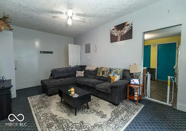 Photo 3 of Single family home for sale at 215 E Maple St, Spiceland, IN 47385 | MLS# 22126265 | Listing updated on 2026-09-21