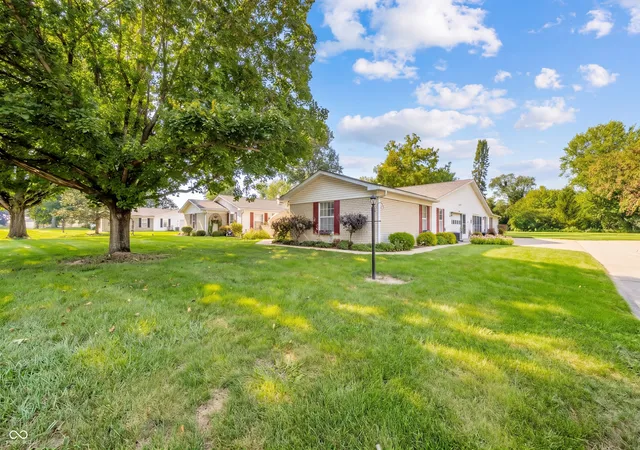 Photo 4 of Condo for sale at 4329 Commons Dr, Anderson, IN 46013 | MLS# 22126278 | Listing updated on 2026-09-22