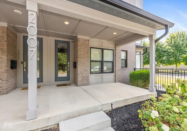Photo 2 of Single family home for sale at 2005 Central Ave, Indianapolis, IN 46202 | MLS# 22126310 | Listing updated on 2026-10-01
