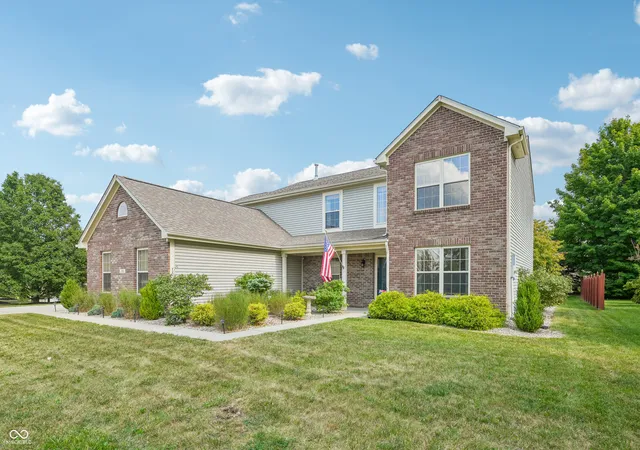 Single family home for sale at 17121 Puntledge Dr, Westfield, IN 46062 | MLS# 22126315