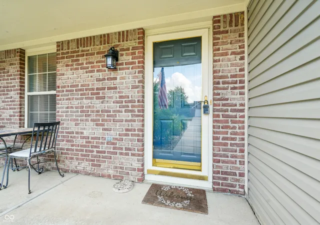 Photo 4 of Single family home for sale at 17121 Puntledge Dr, Westfield, IN 46062 | MLS# 22126315 | Listing updated on 2026-09-22