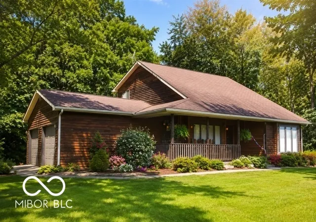 Photo 1 of Single family home for sale at 10840 E Heywood St, Seymour, IN 47274 | MLS# 22126340 | Listing updated on 2026-09-17